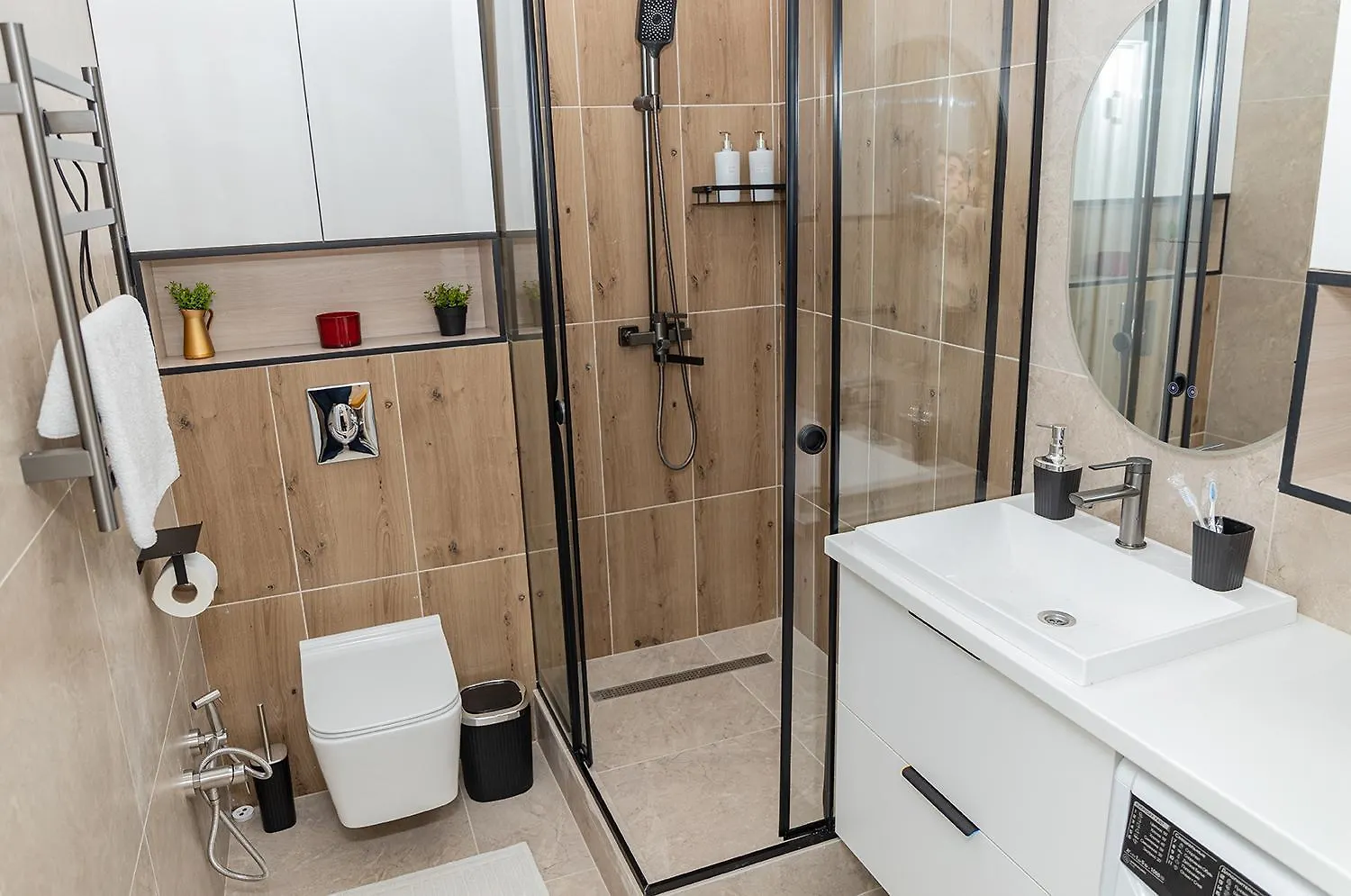 Apartment Жк Fourseasons Комфортная 1-Комнатная Квартира Рядом С Mega Almaty